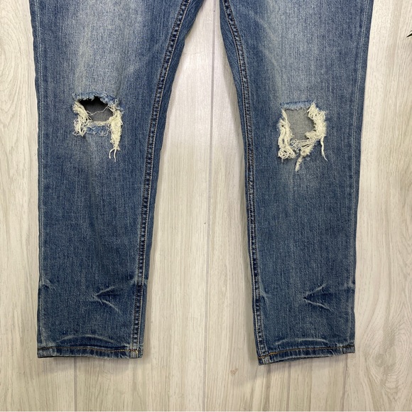 Anthropologie Pilcro The Heritage Boyfriend Distressed Busted Knee Jeans size 32 - Picture 5 of 12